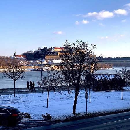 Apartman Danube Нови-Сад Экстерьер фото